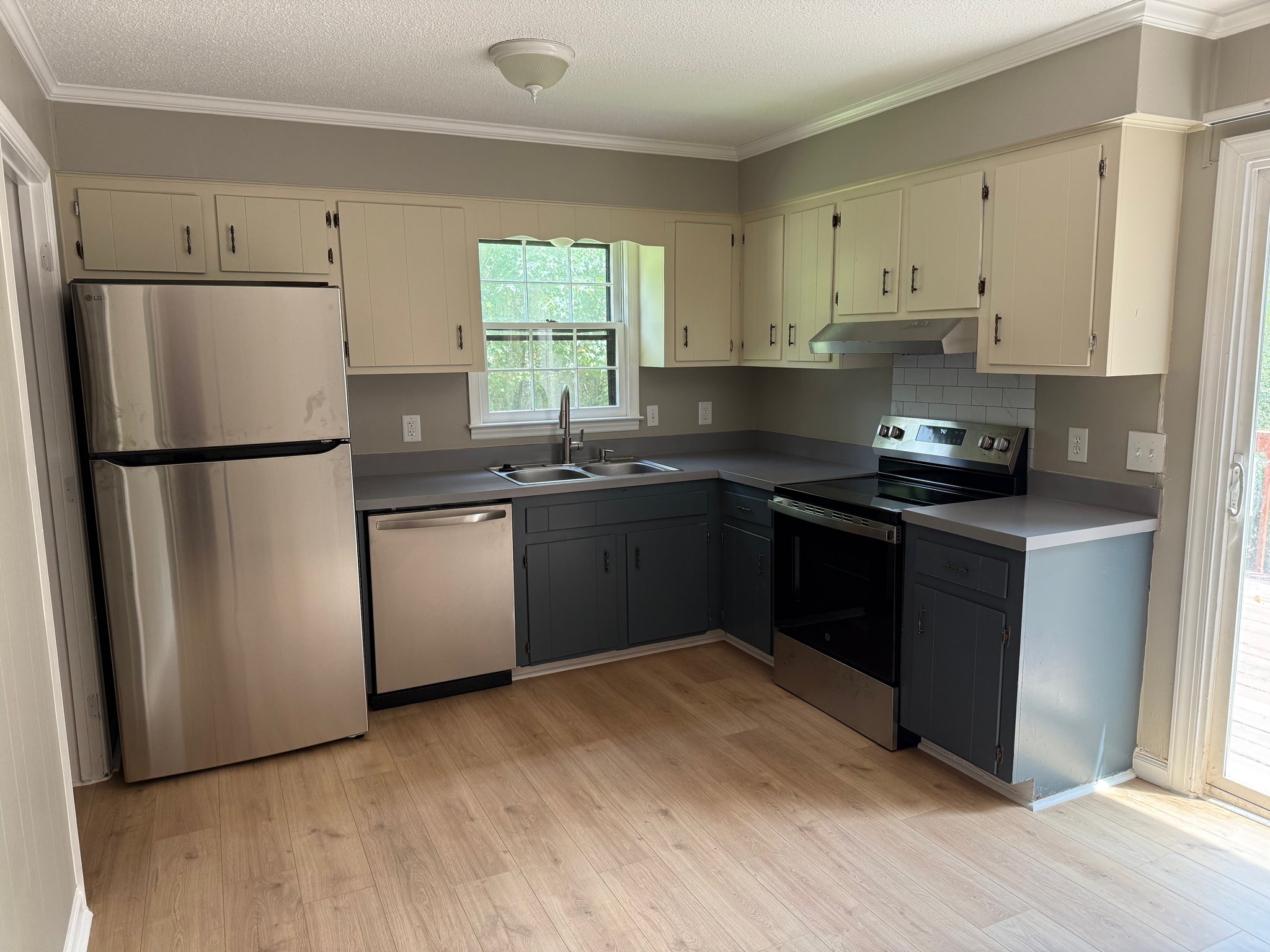 Garner Multiplex: 1405 Harth Drive Unit A