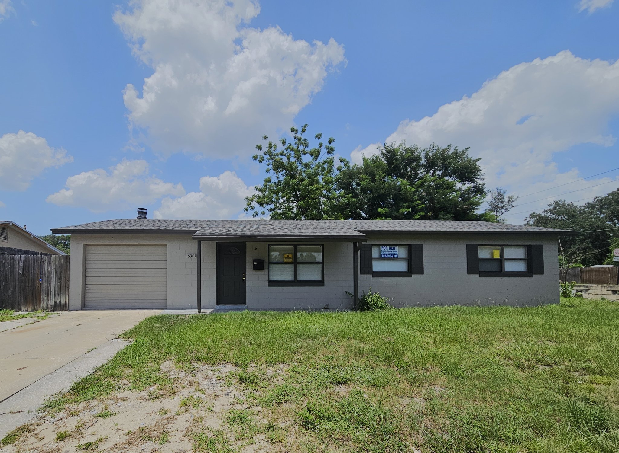 Orlando House: 6301 Breezewood St