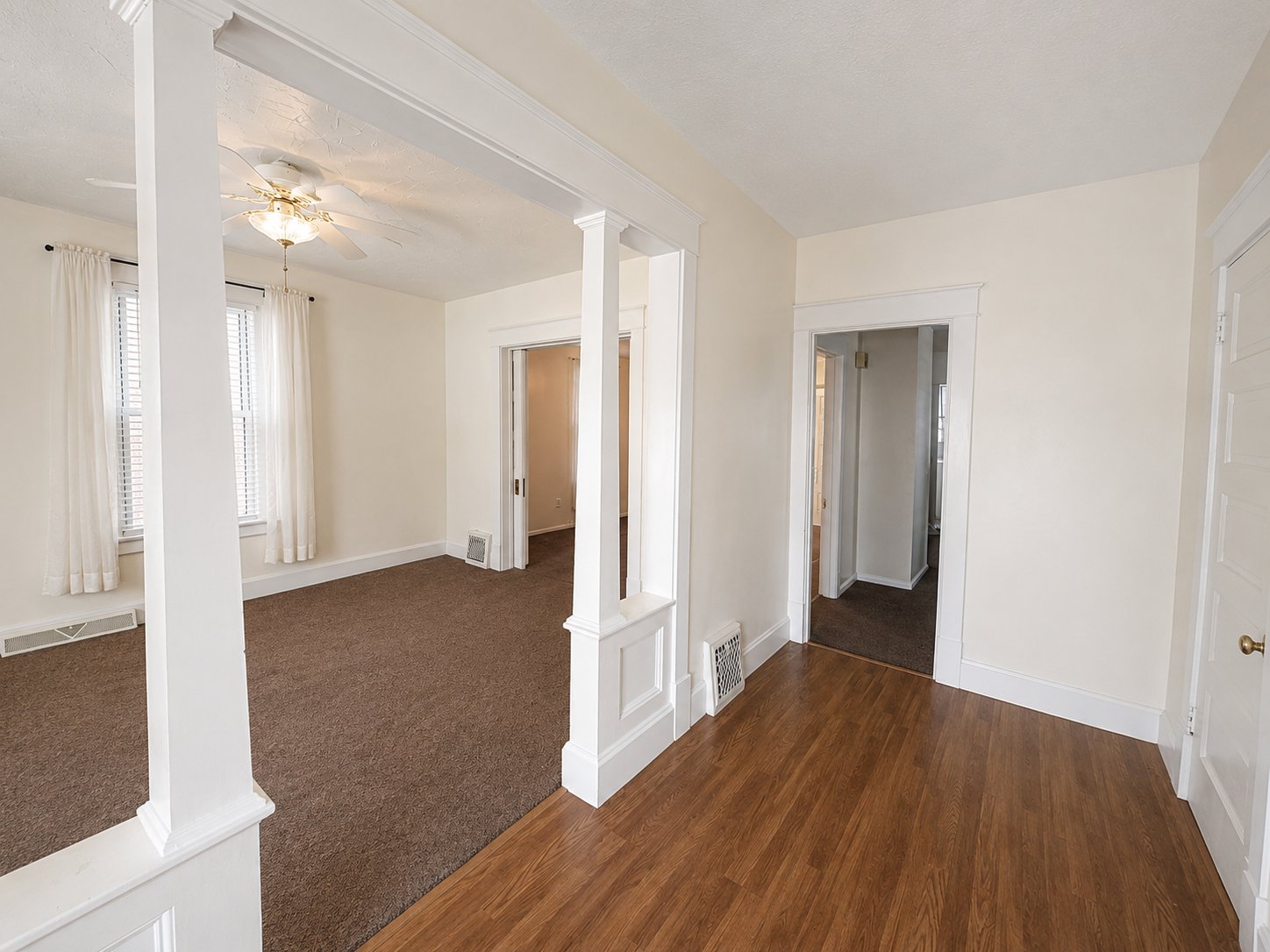 Ellwood City Apartment: 422 Franklin Ave