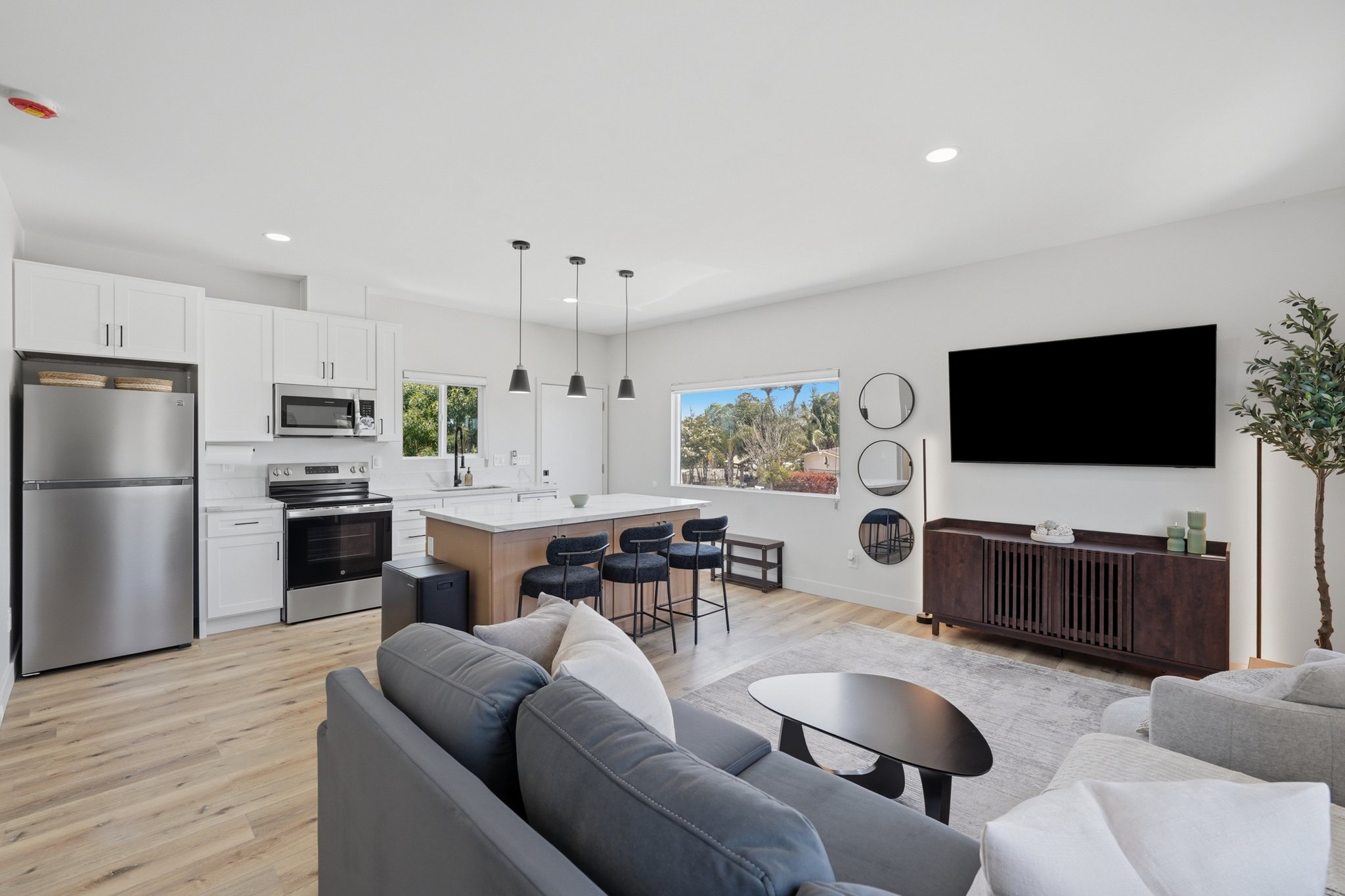 Chula Vista Multiplex: 1038 Second Avenue