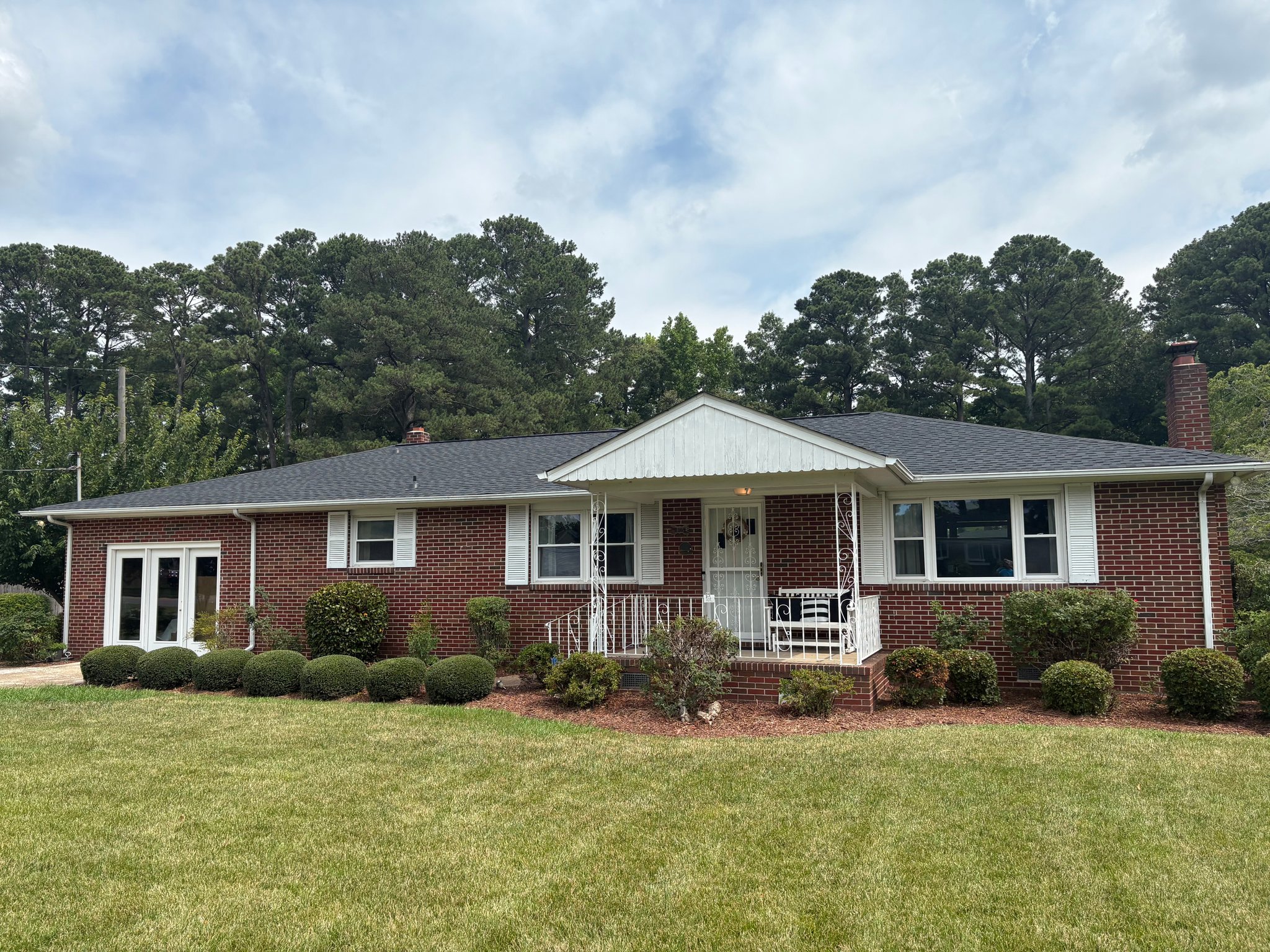 Virginia Beach House: 2164 Wolfsnare Rd