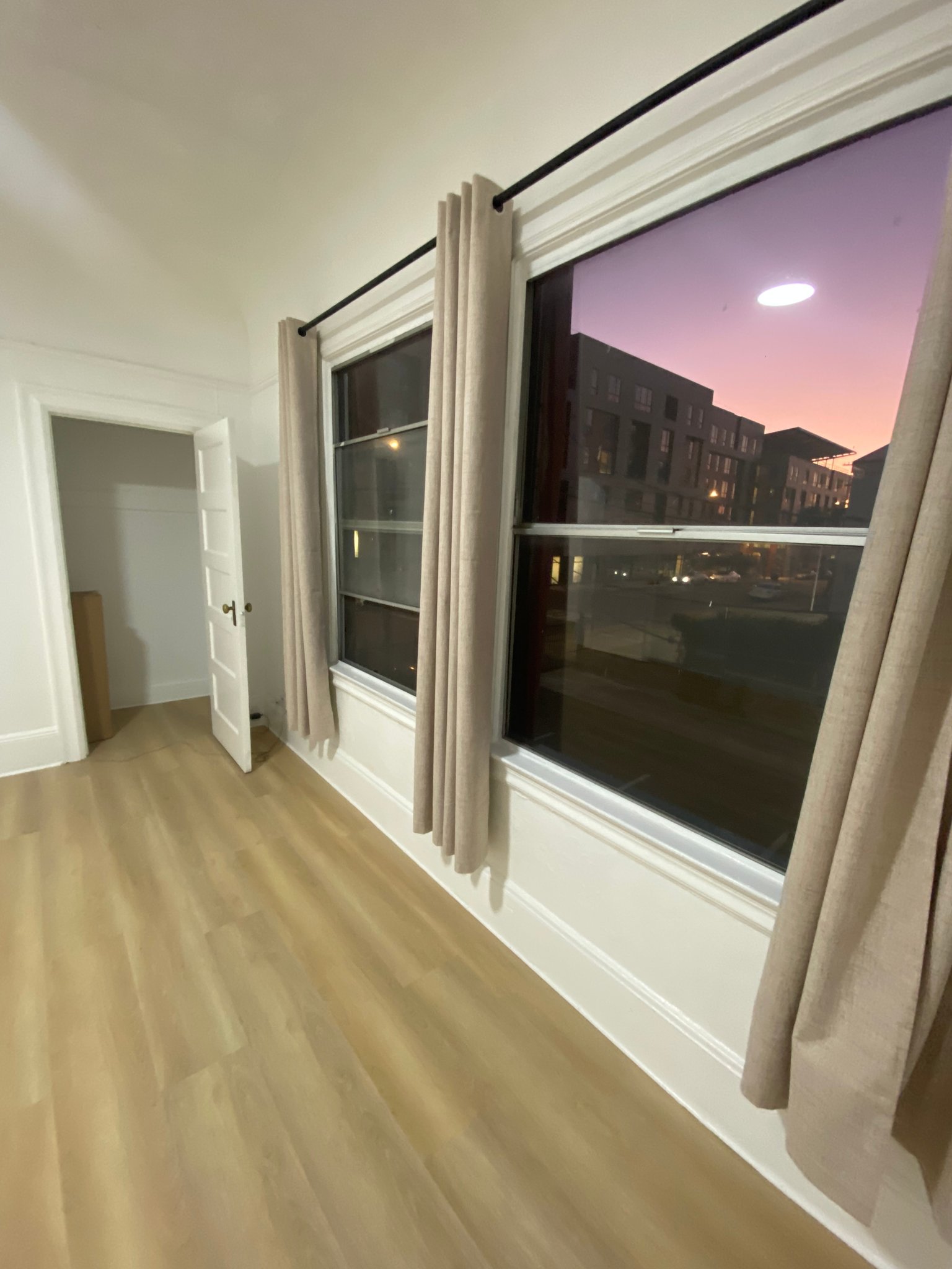 Berkeley Apartment: 2055 Berkeley Way