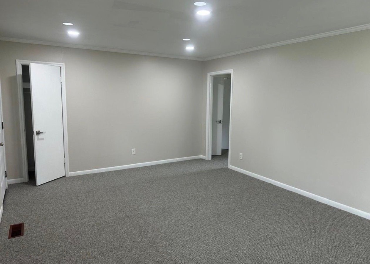 Dublin House: 1301 stonewall st