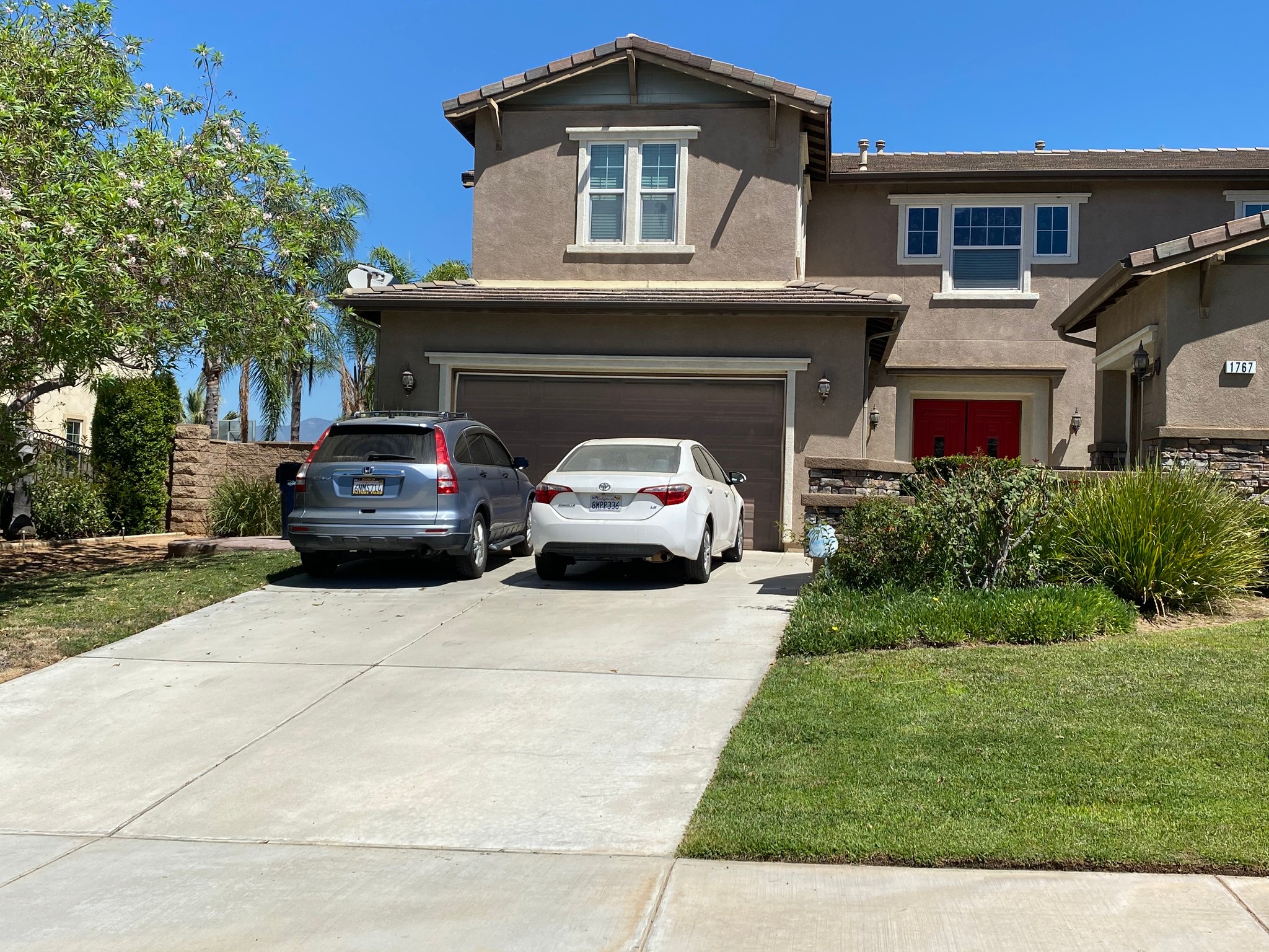 Redlands House: 17 Lasalle Ave