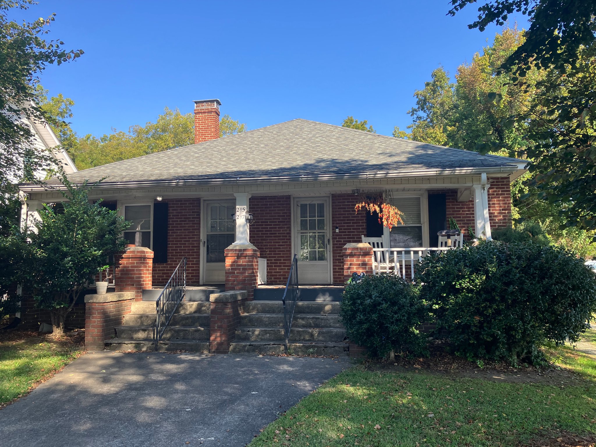 Roxboro Townhome: 217 N Morgan St
