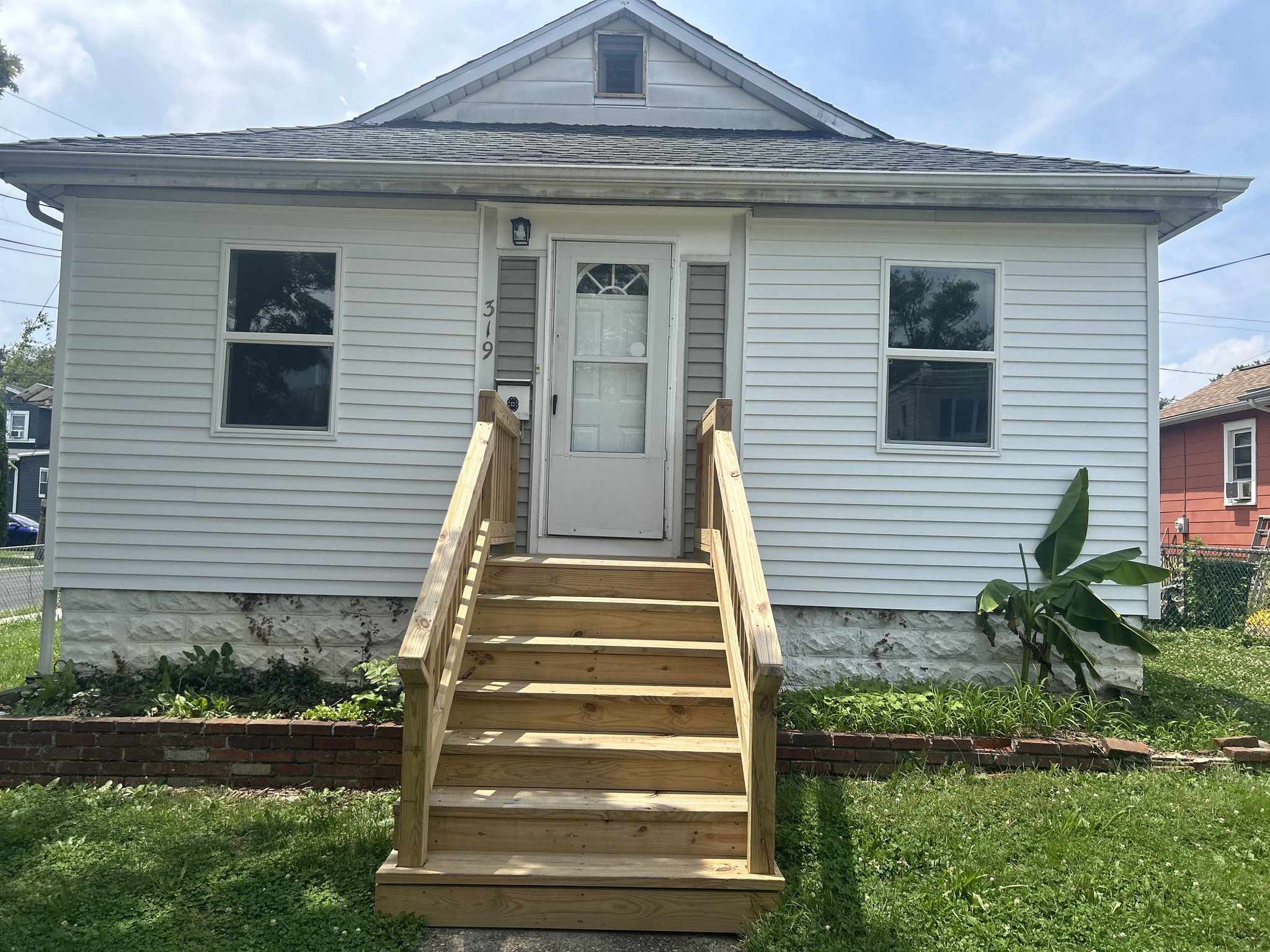 Woodlynne House: 319 Laurel Avenue