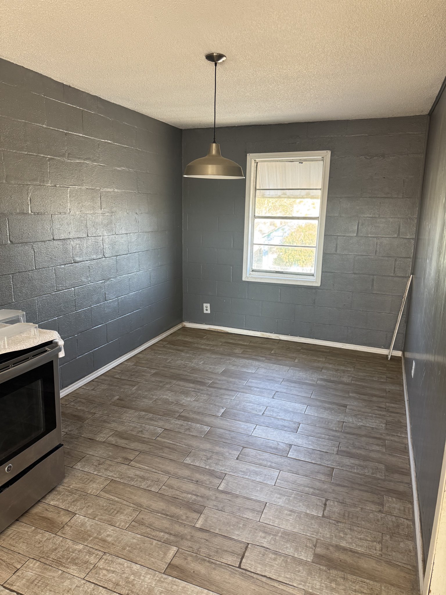 McAllen Apartment: 2201 Chicago Ave