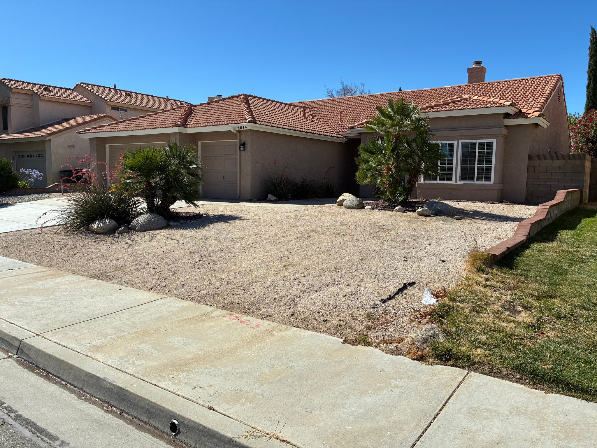 Palmdale House: 2614 Sycamore Ln.