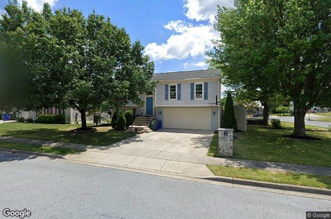 Frederick House: 402 Navaho Dr