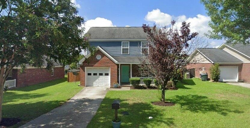 Columbia House: 22 Guernsey Drive