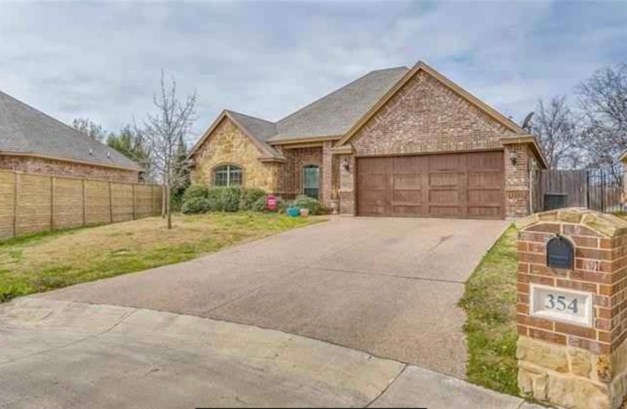 Willow Park House: 354 Spyglass Drive