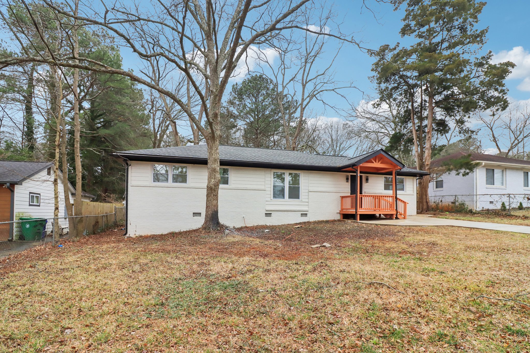 Decatur Single Room: 3159 Bobolink Dr