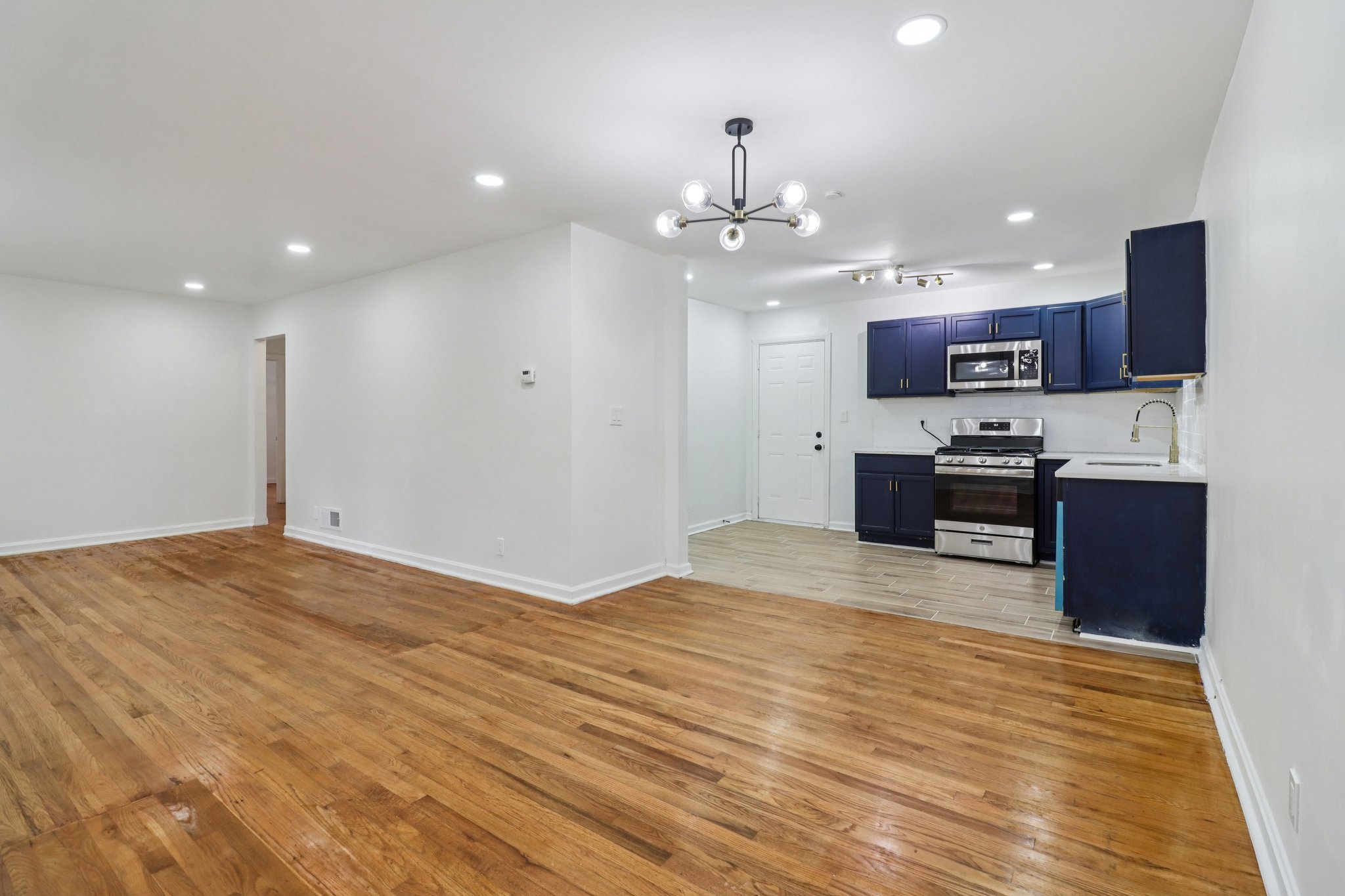 Decatur Single Room: 3159 Bobolink Dr