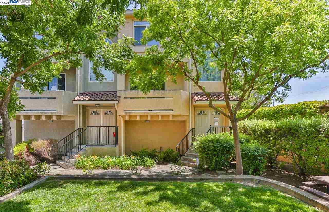 Hayward Townhome: 25131 Angelina Ln