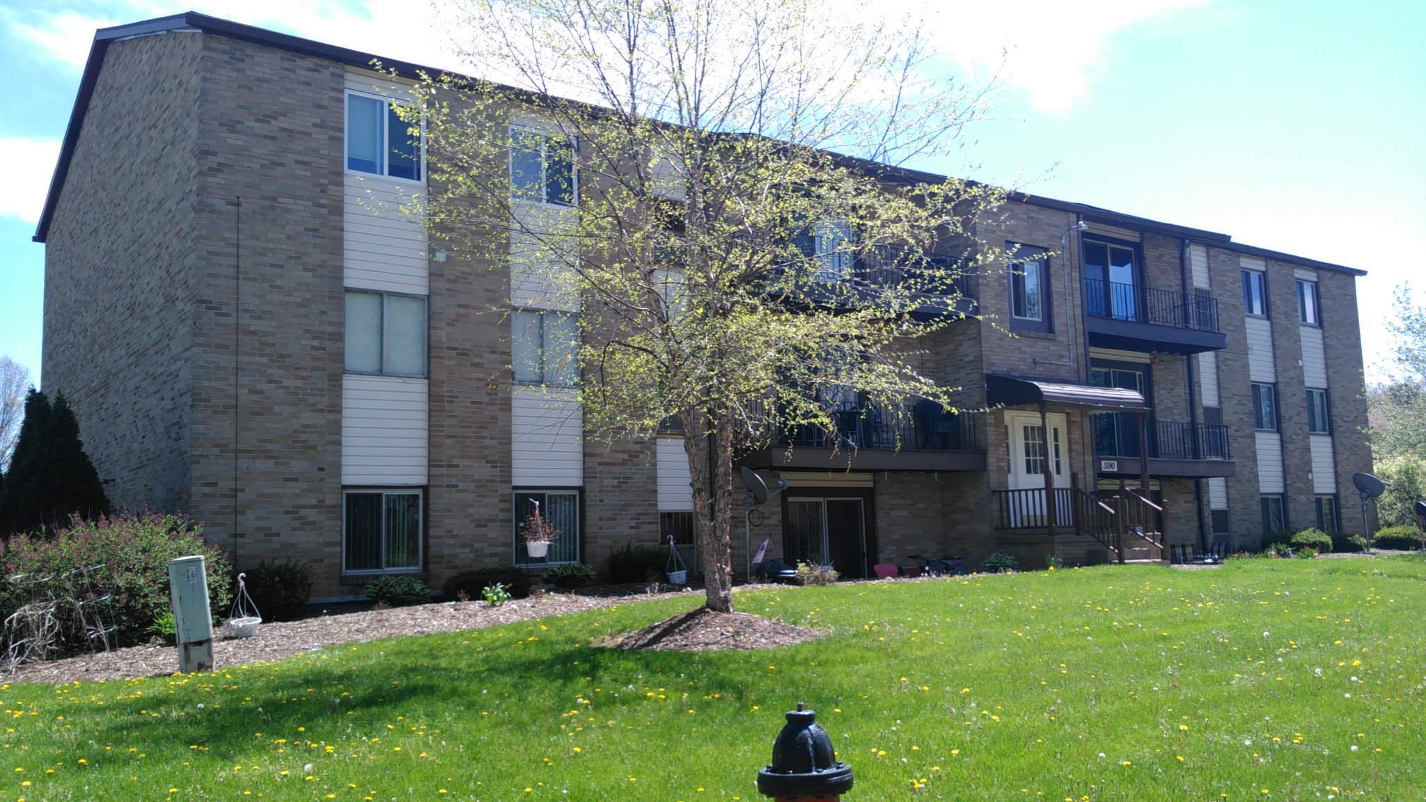 Navarre Condo: 5190 Emil Ave SW