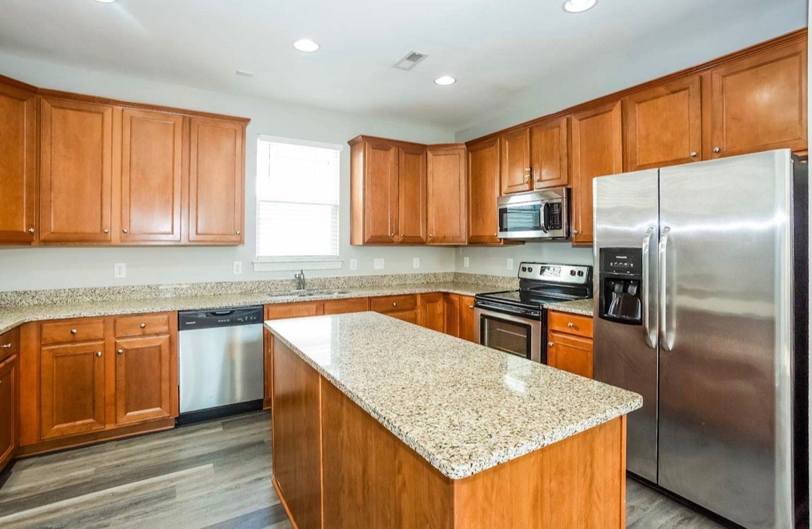 Huntersville House: 15306 Hugh Torance Pkwy