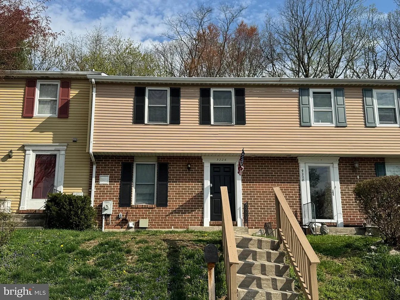 Parkville Townhome: 9226 Throgmorton Rd