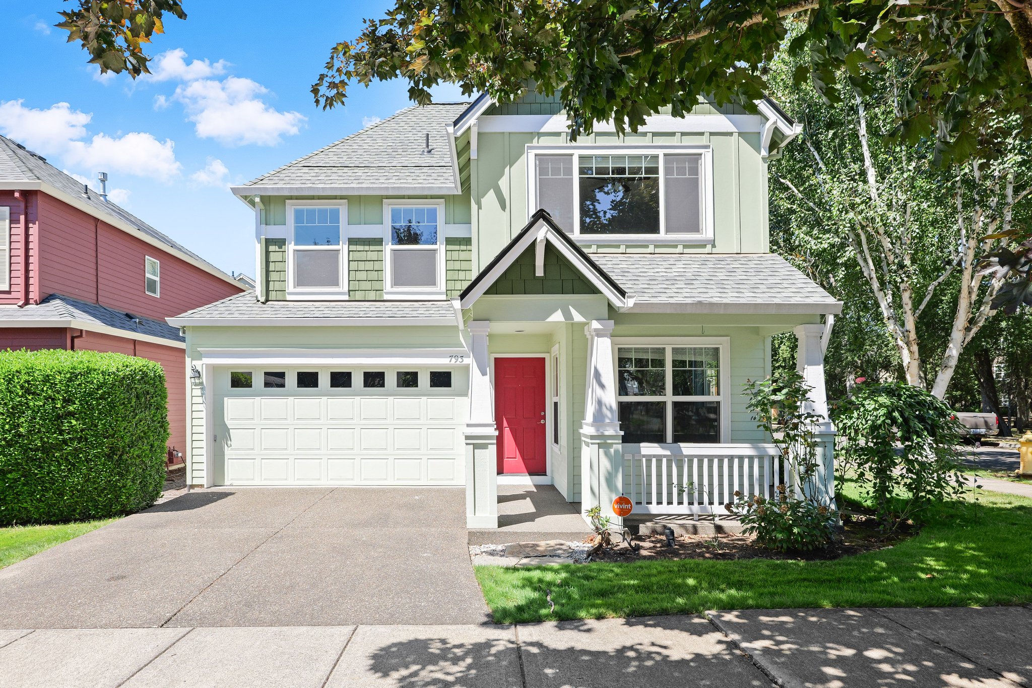 Hillsboro House: 793 NE 61st Ct