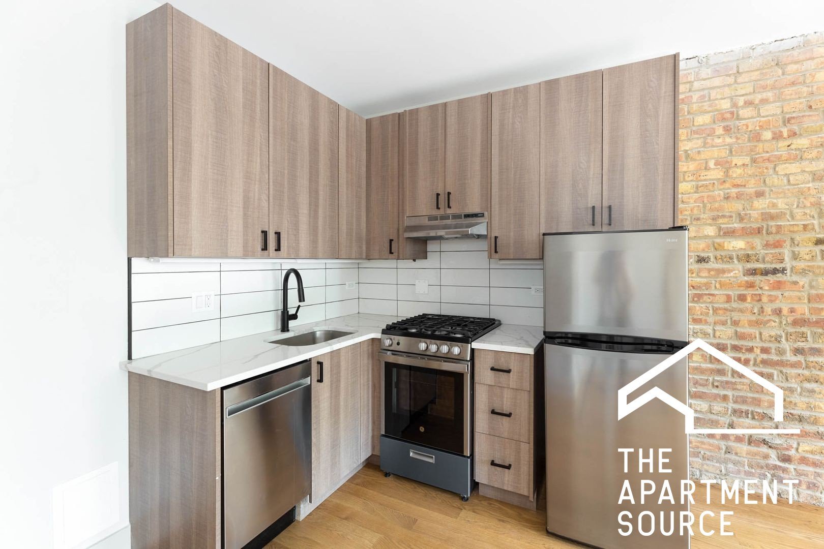 Chicago Apartment: 4602 North Winchester Avenue