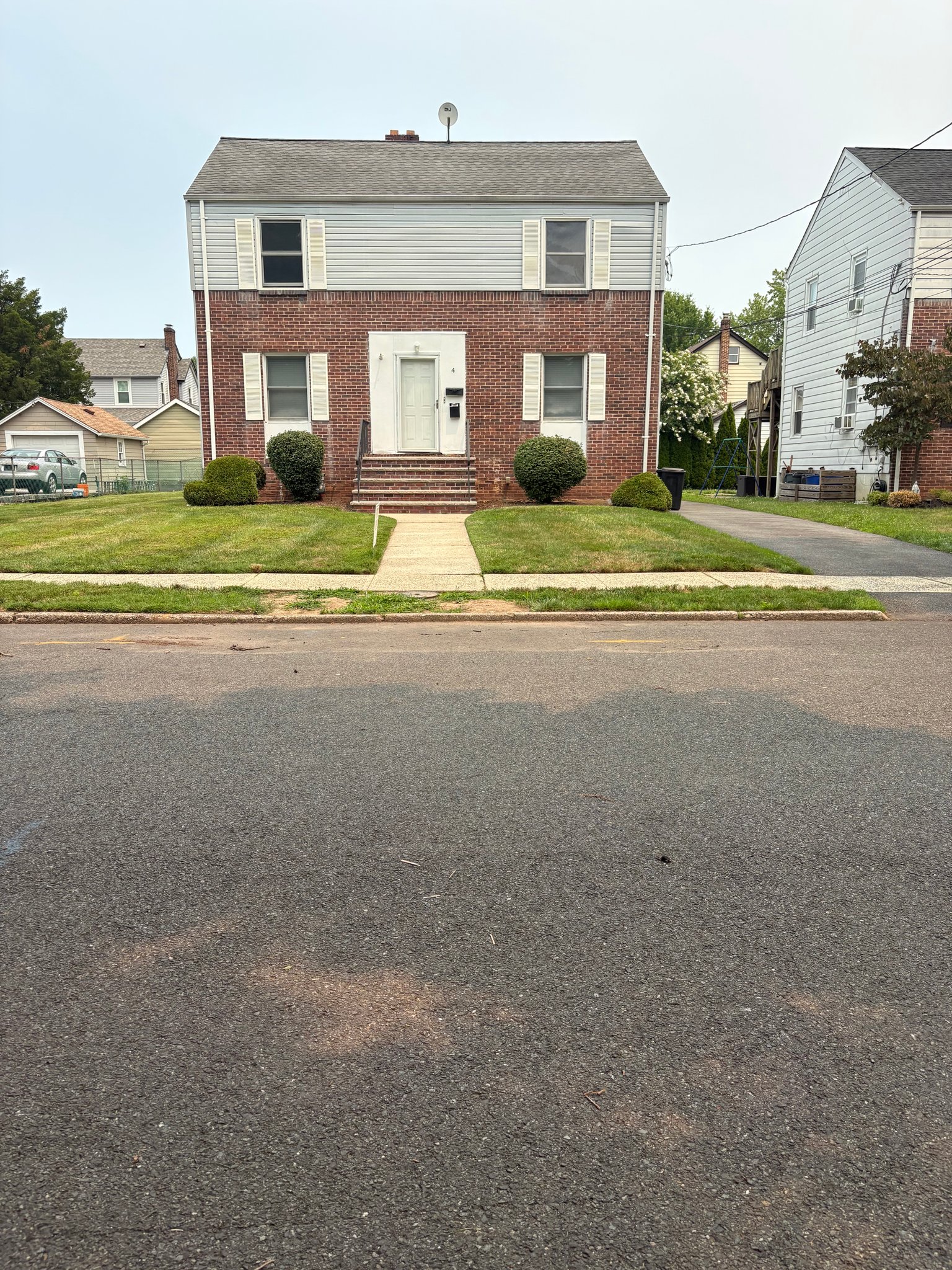 Cranford Apartment: 4 Preston Ave