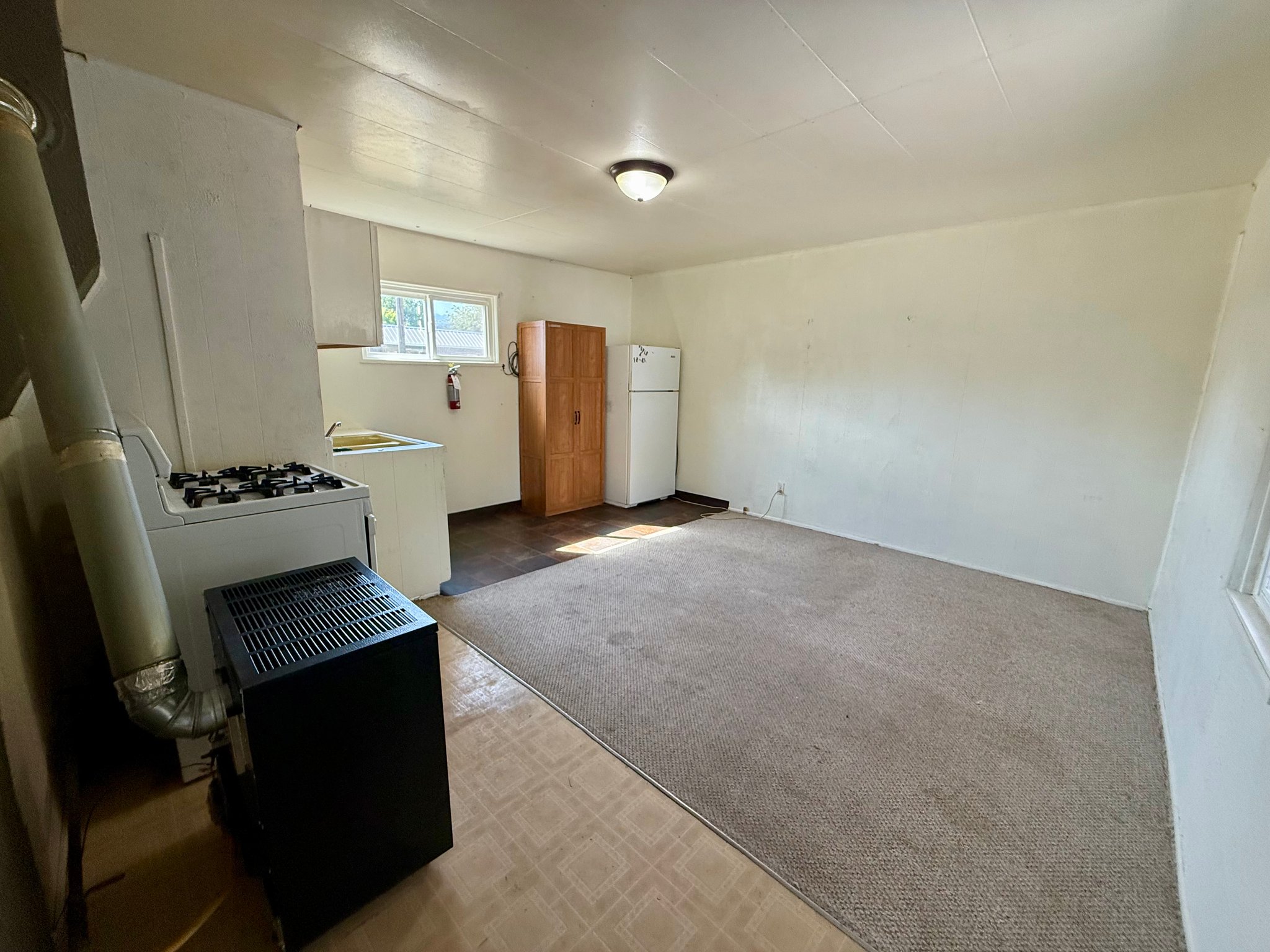 Livingston Apartment: 1 View Vista Drive