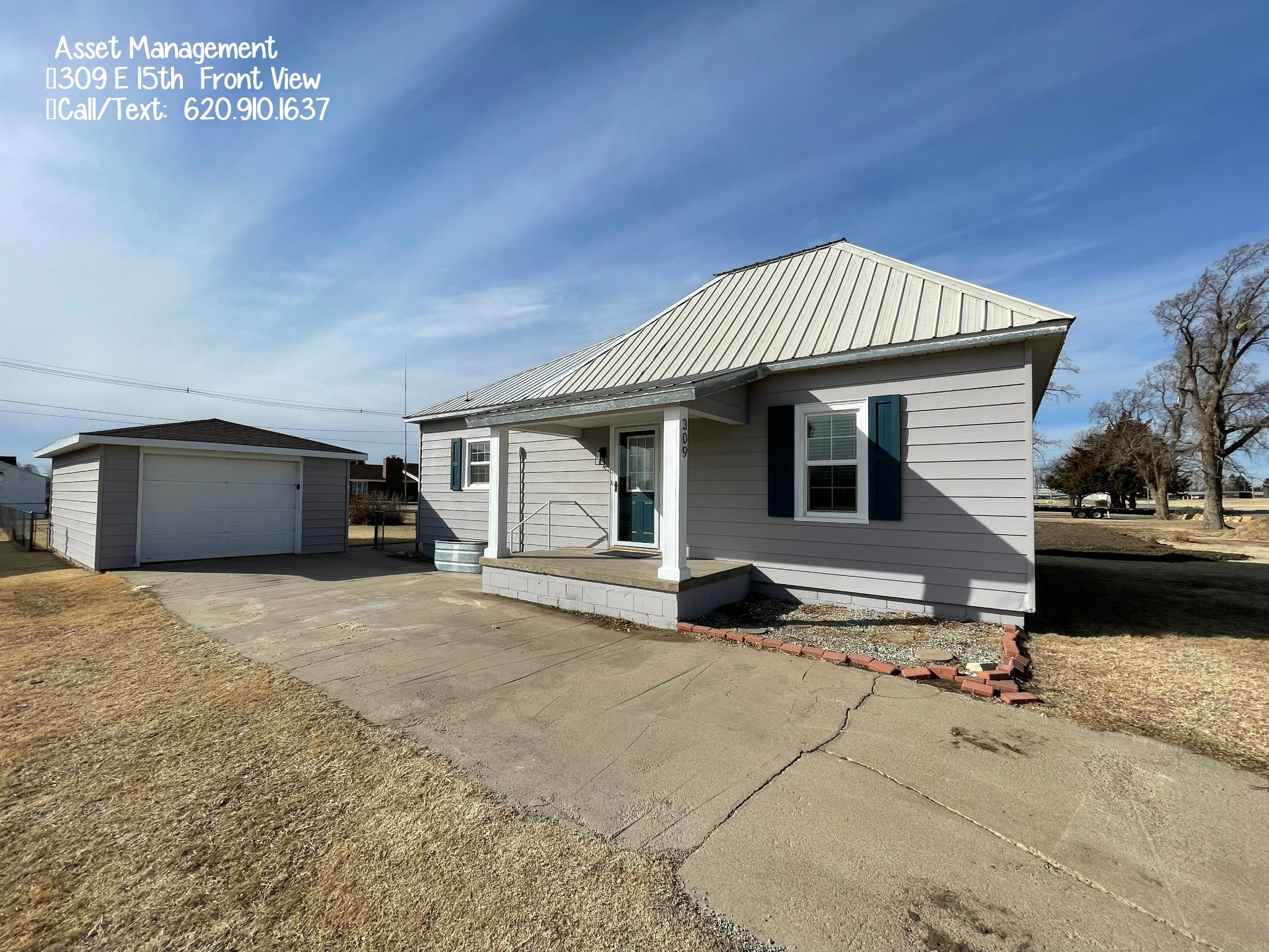 La Crosse House: 309 E 15th