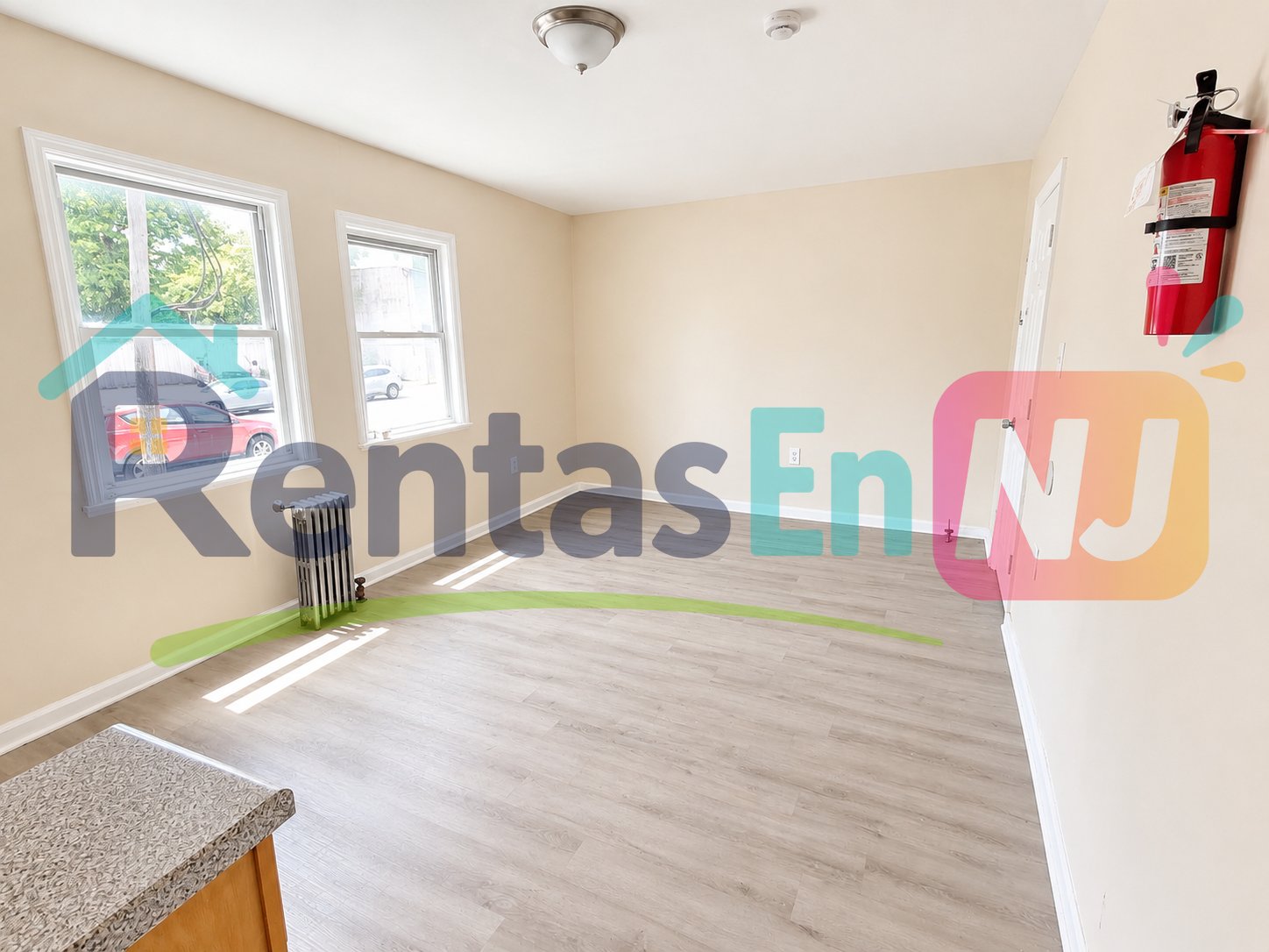 Irvington Condo: 335 Myrtle Ave