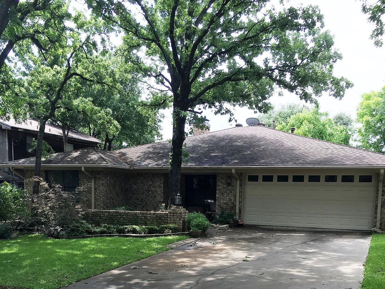 Irving House: 3906 Double Oak Ln