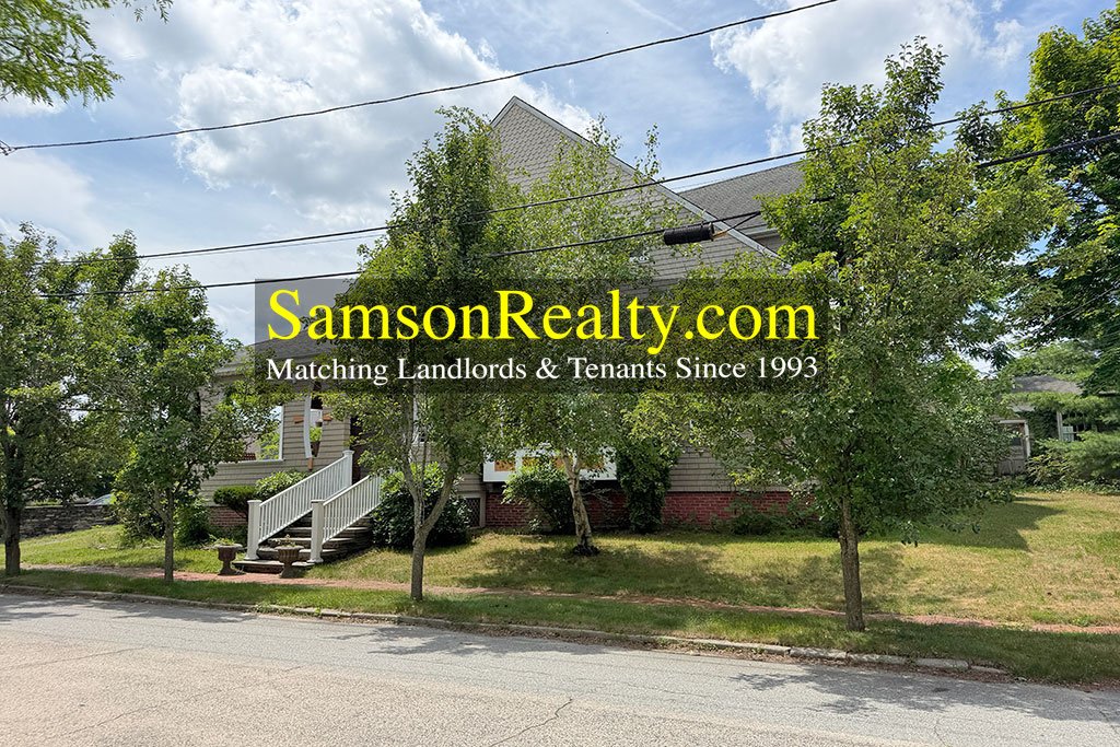 Cranston Condo: 14 Bartlett Ave