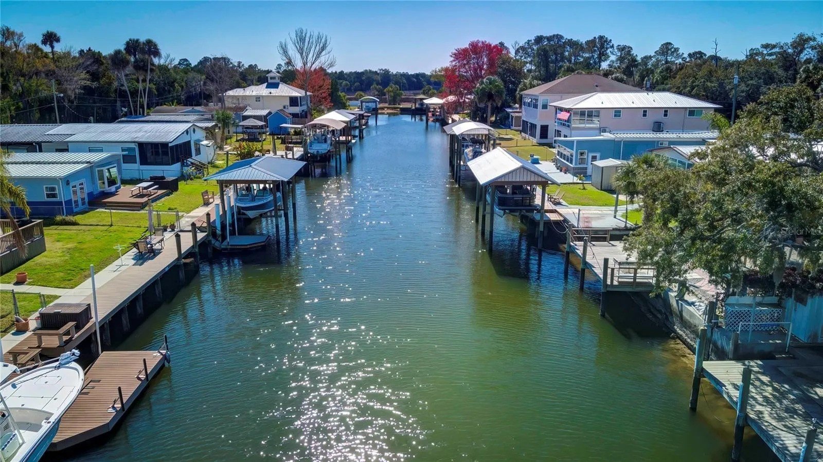 Cystal River House: 2620 North Comanche Pint