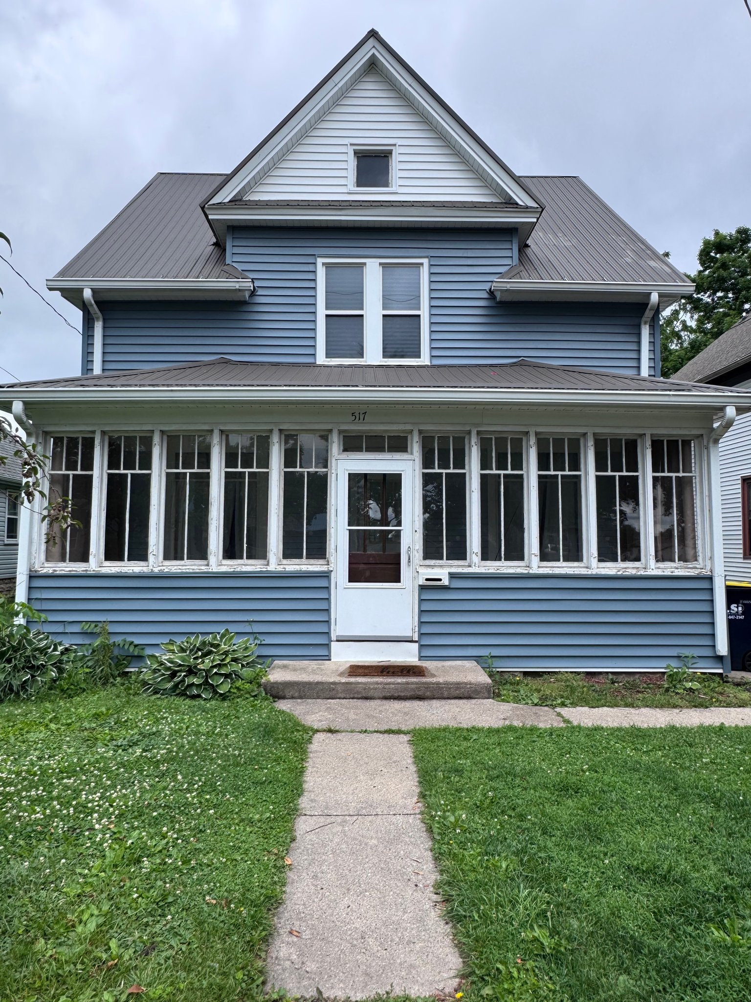 Mauston House: 517 Division St