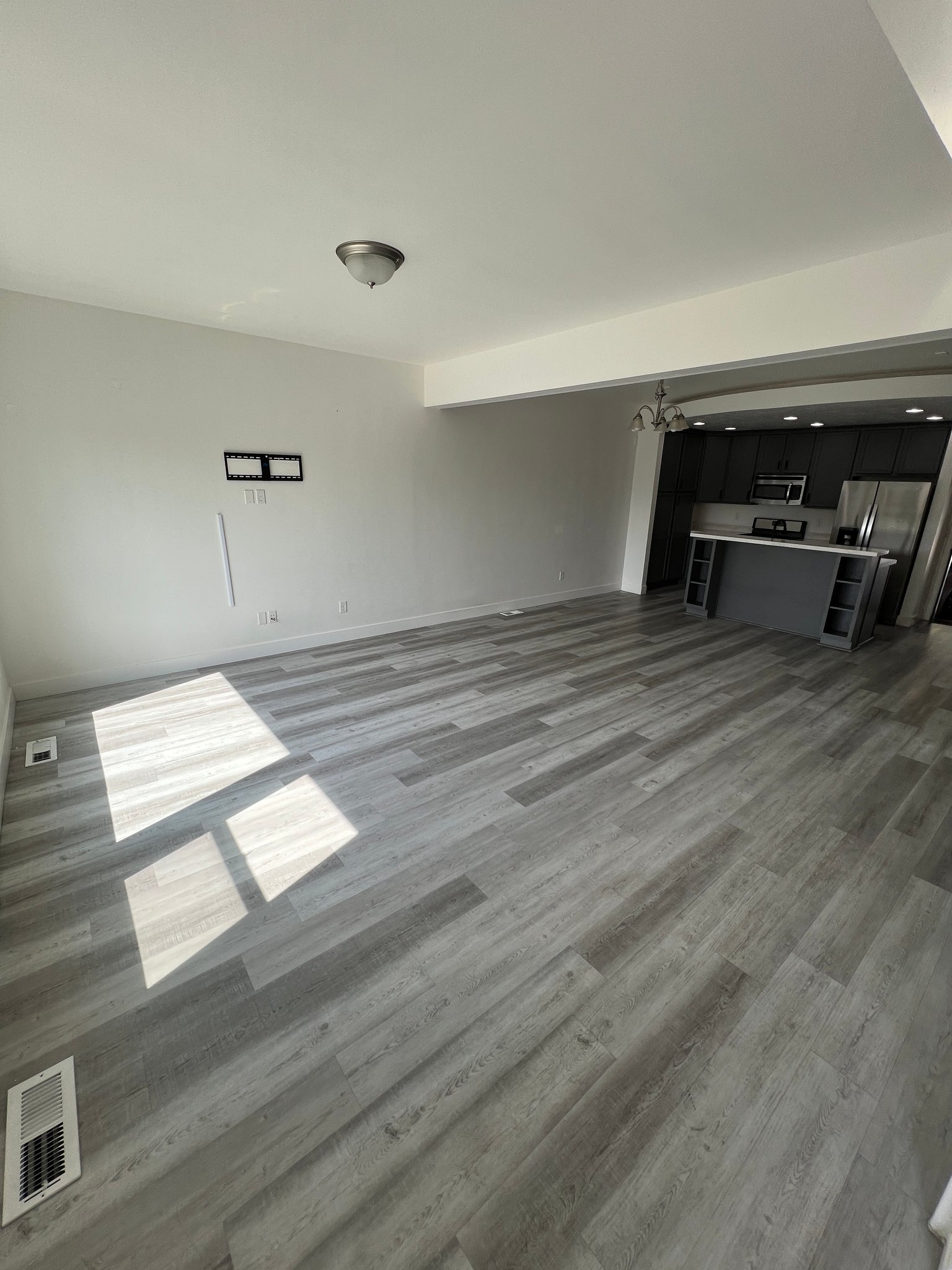 Midvale Townhome: 7562 San savino way