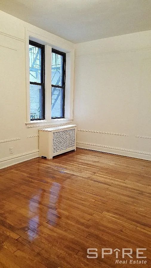 Astoria Apartment: 3083 29th St, # B8,, NY