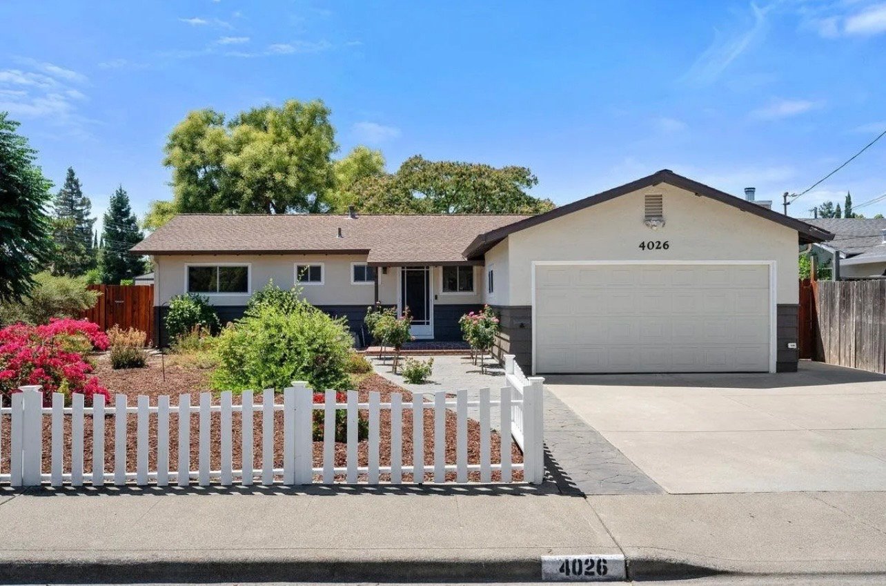 Concord House: 4026 Denver St