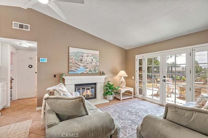 Temecula House: 42365 Agena St