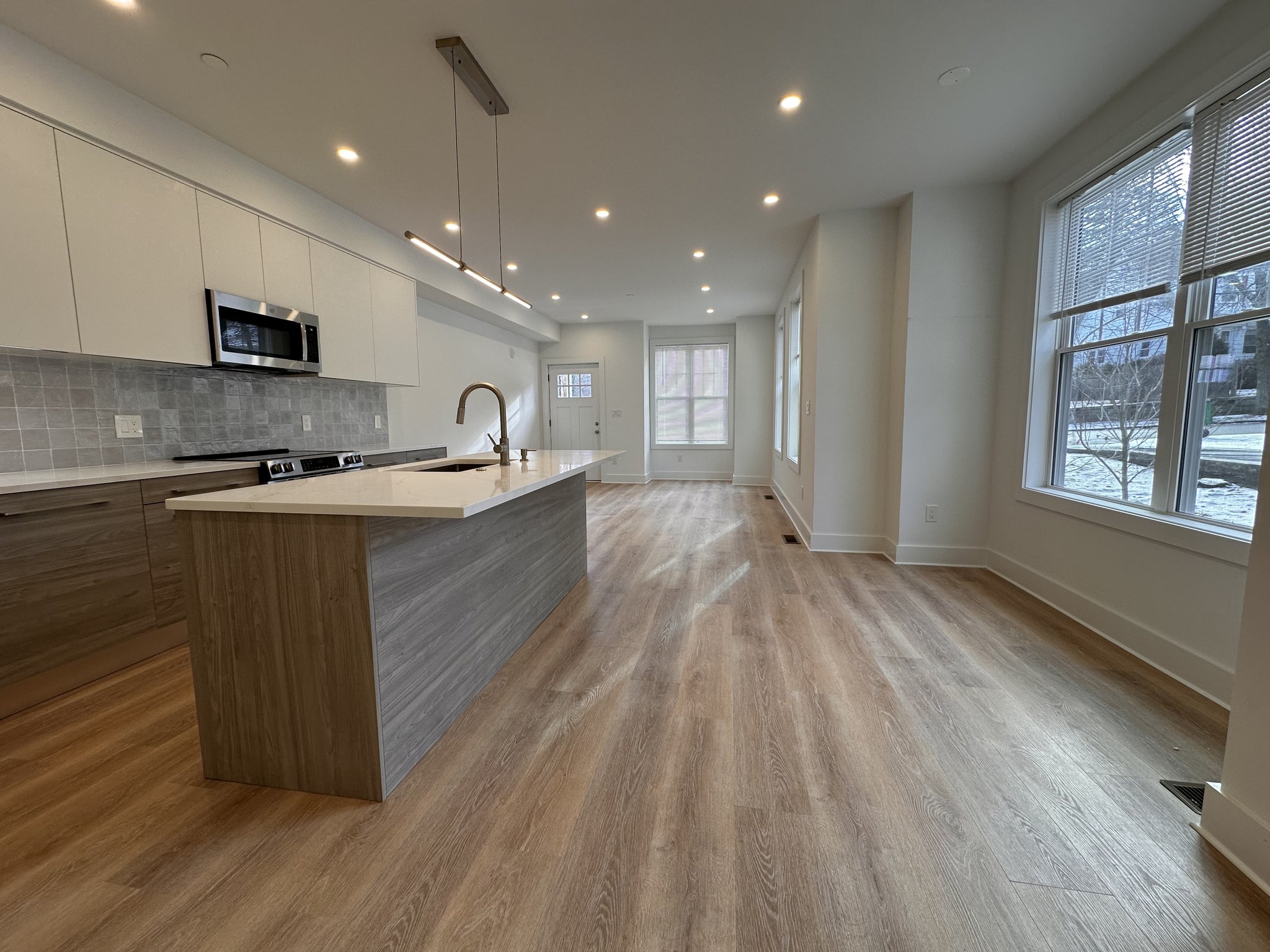 Newton Multiplex: 49 Chase St