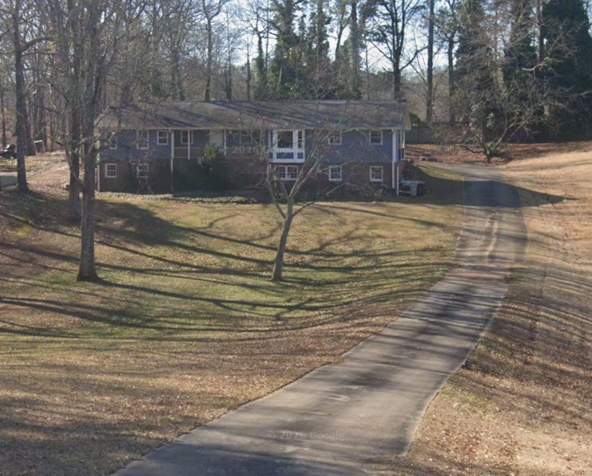 Buford House: 3994 Hamilton Mill Rd