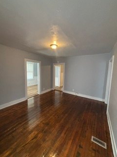 North Charleston House: 4035 Gary Dr