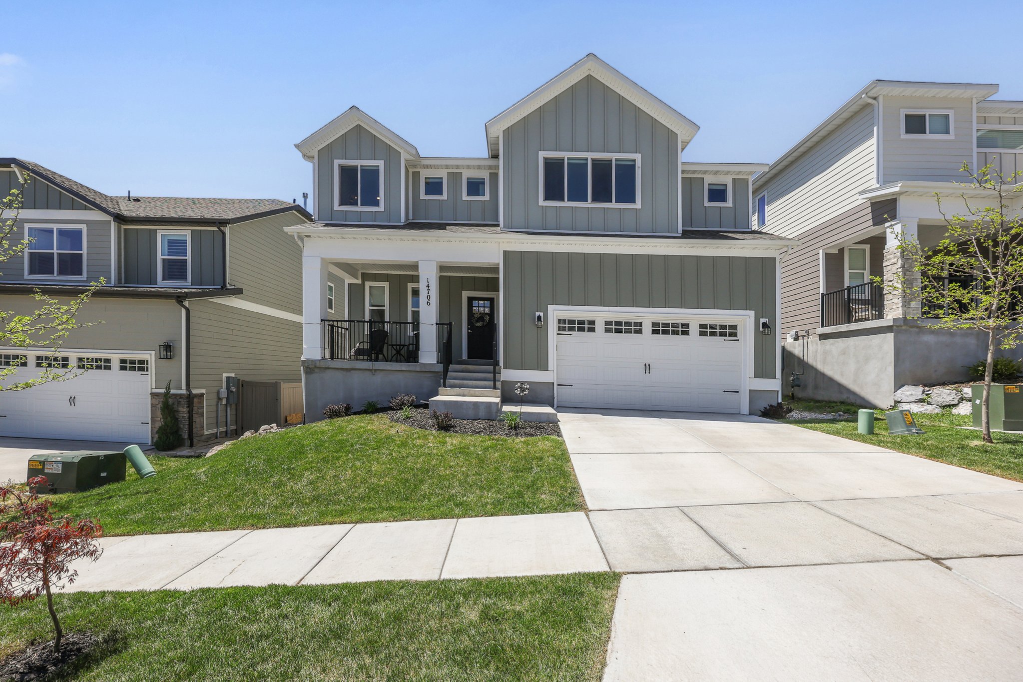 Draper House: 14706 S Glacial Peak Drive