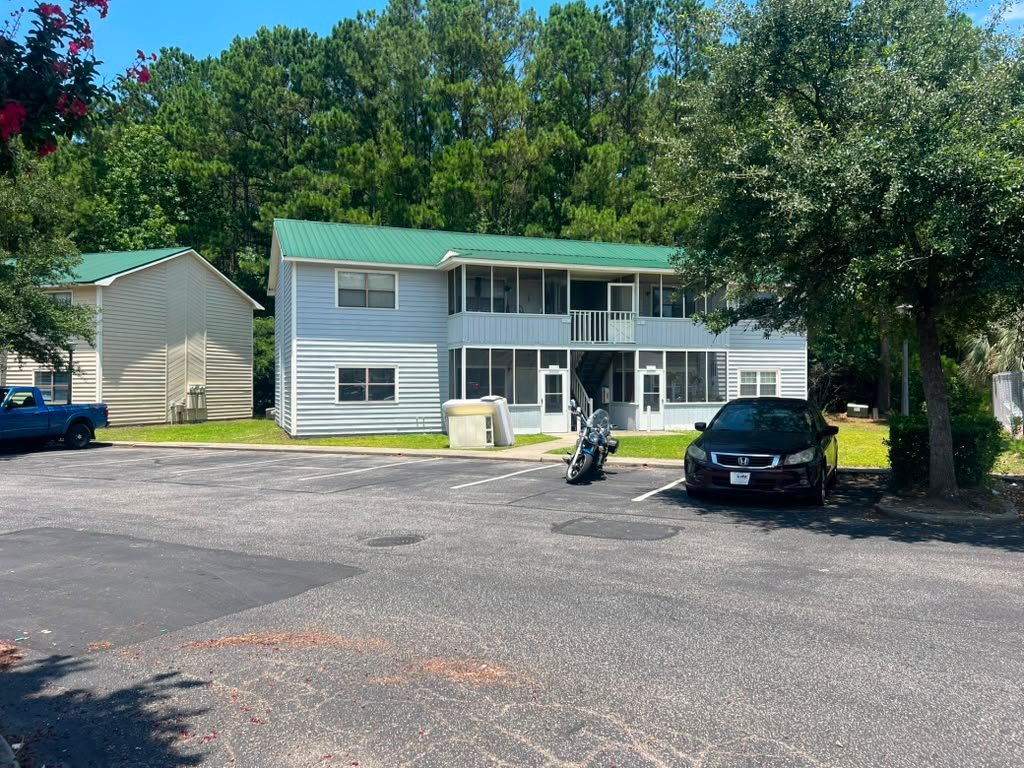Socaste Townhome: 1237 Shalom Dr