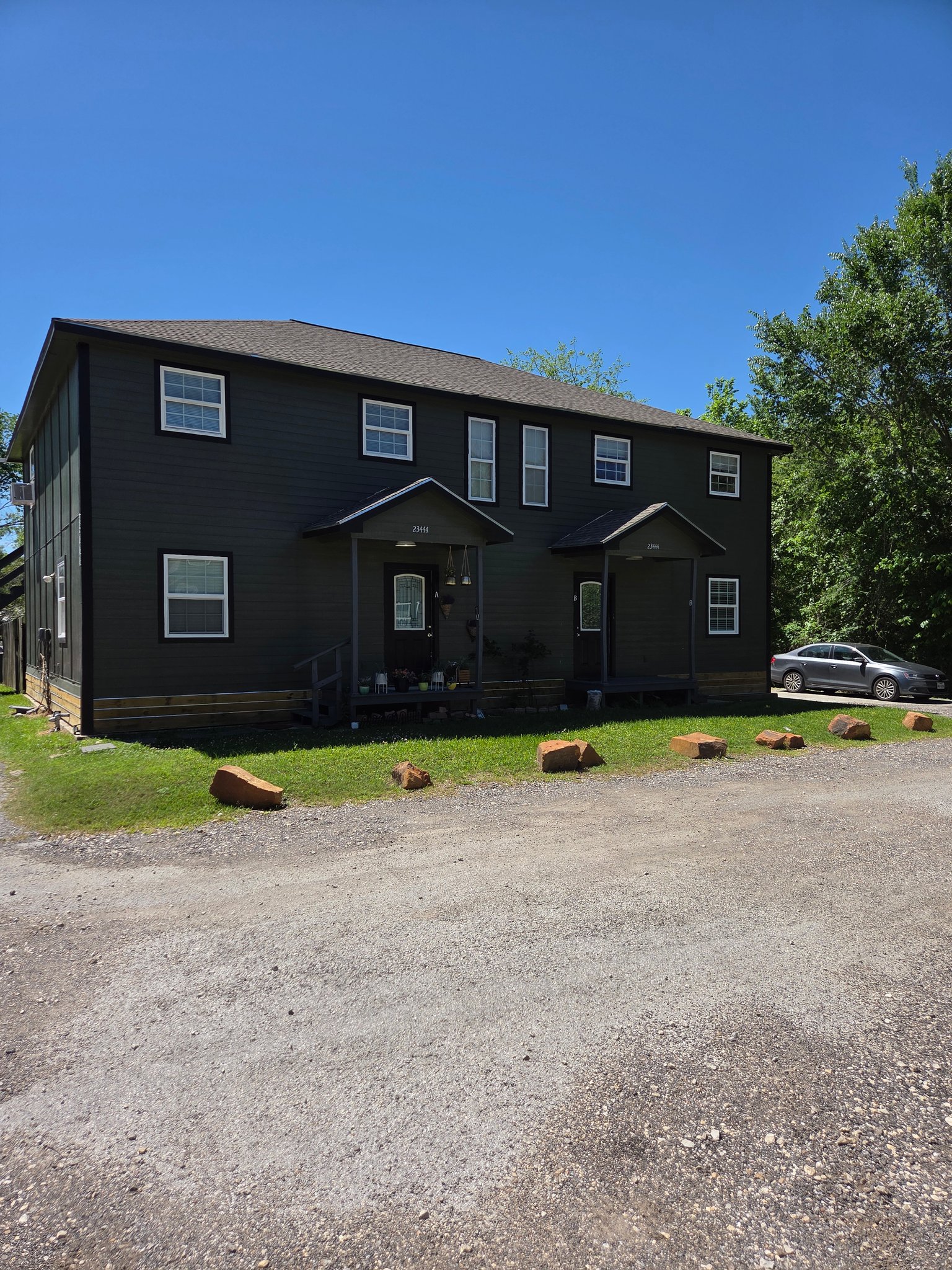 Porter Townhome: 23444 albert dr