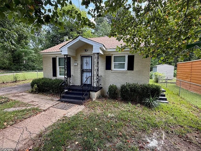 Little Rock House: 2601 Boulevard Ave