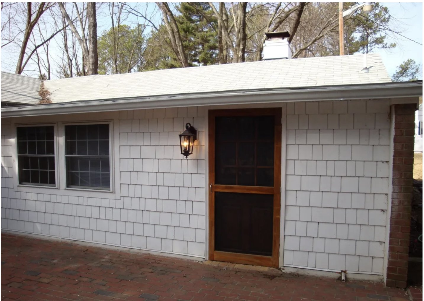 Catlett House: 4013 Graceland Ln