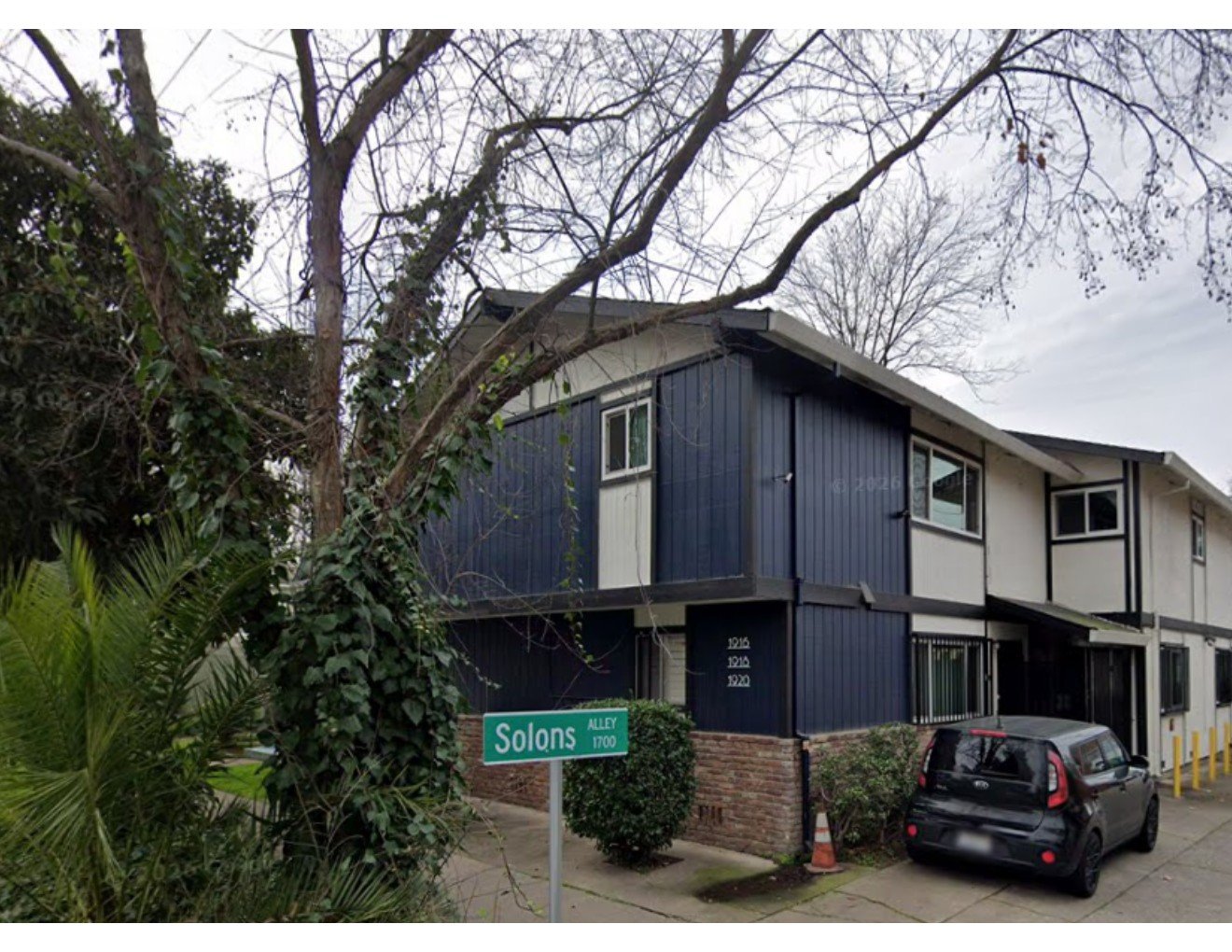 Sacramento House: 1916 17th Street