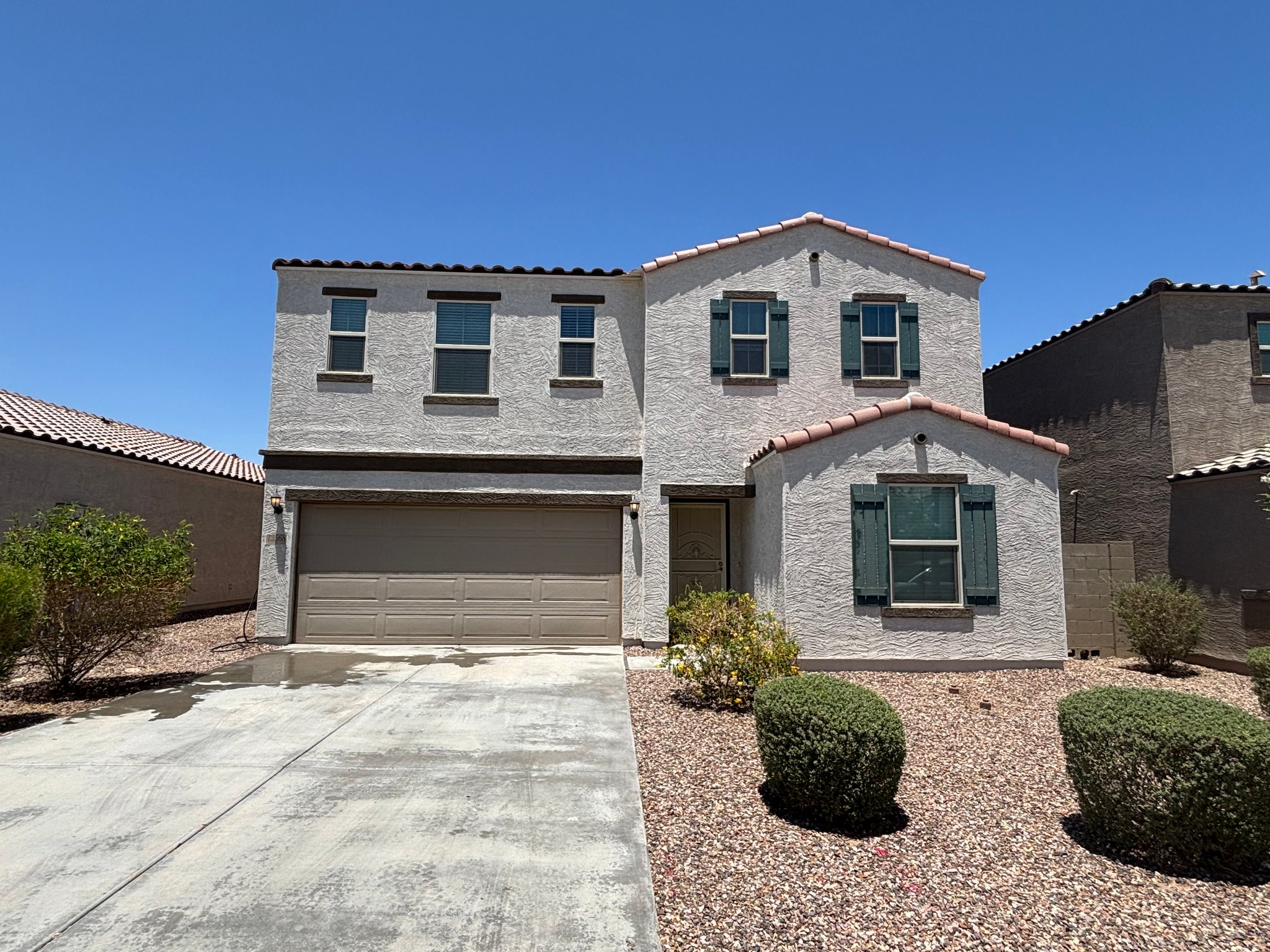 Glendale House: 12568 W Midway Ave