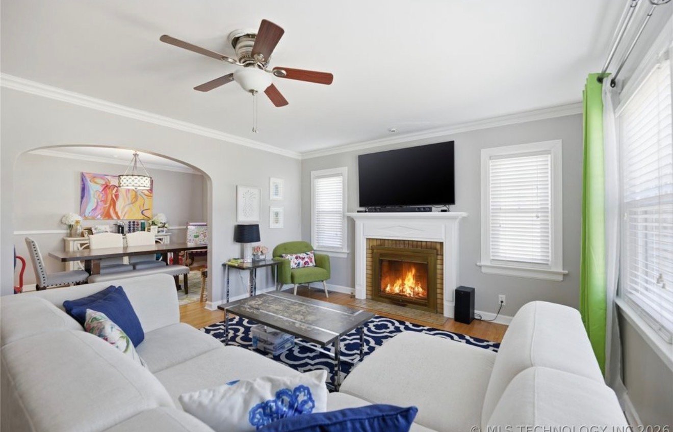 Tulsa House: 1236 S College Ave