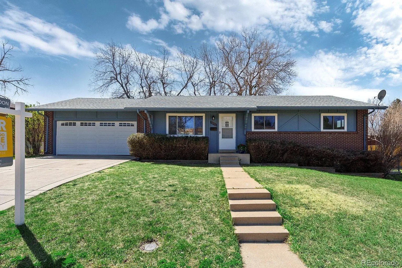 Denver House: 7896 E Jefferson Pl