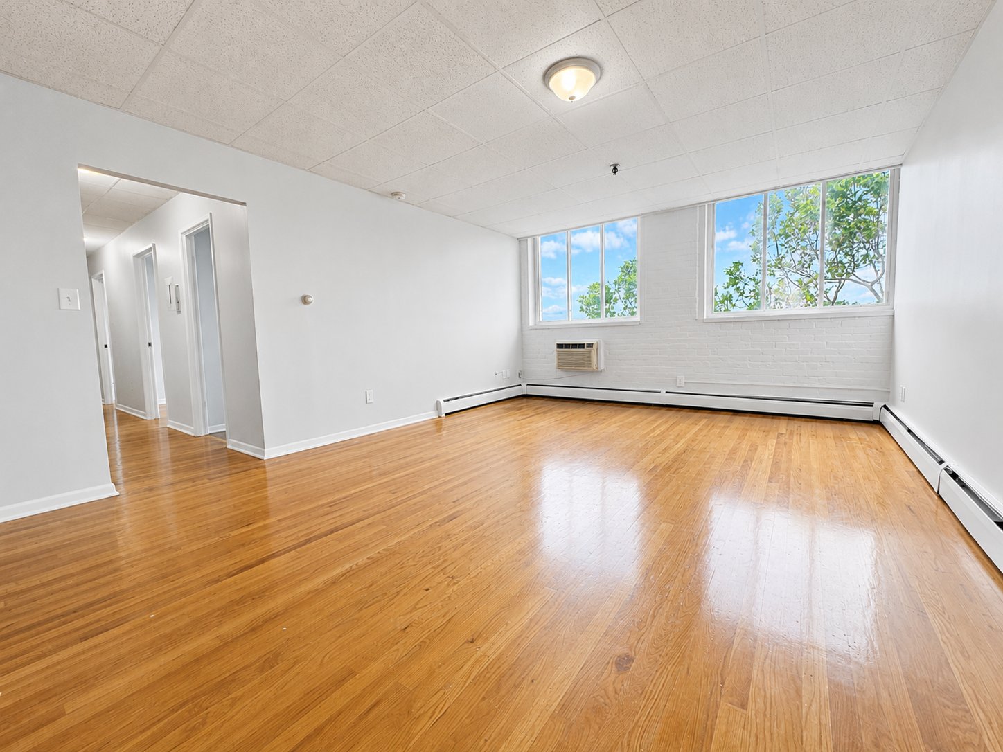Meriden Apartment: 71 Catlin St