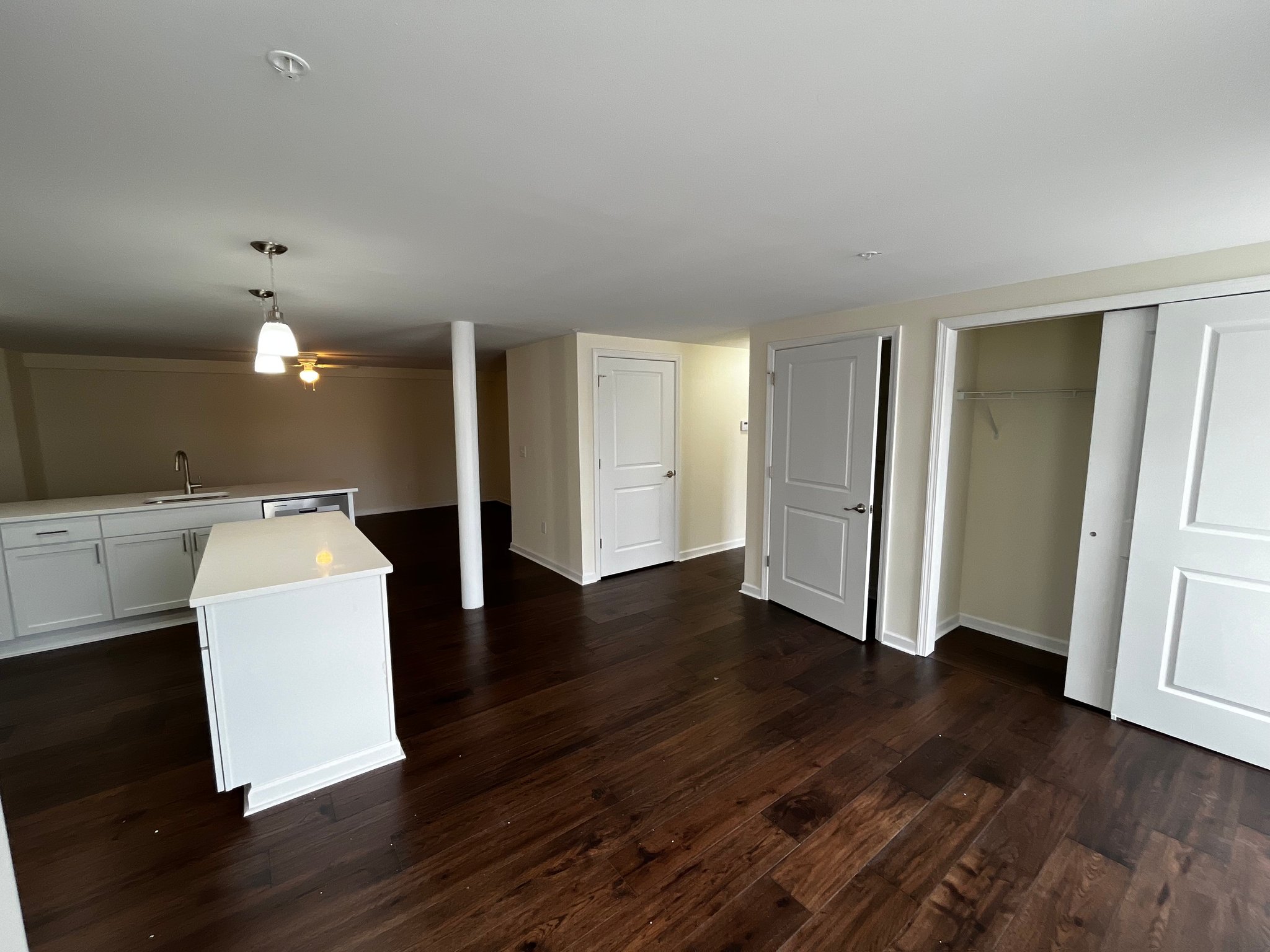 Albany Apartment: 883 Broadway