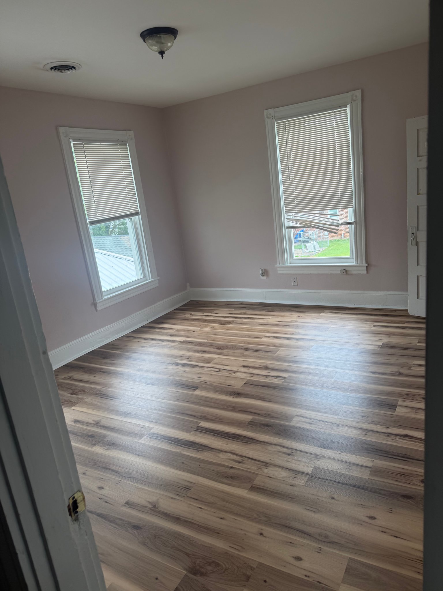 Richmond Apartment: 1400 Broad Rock Blvd